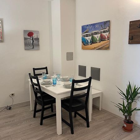 Peaceful Apartment For 4 Відень Екстер'єр фото
