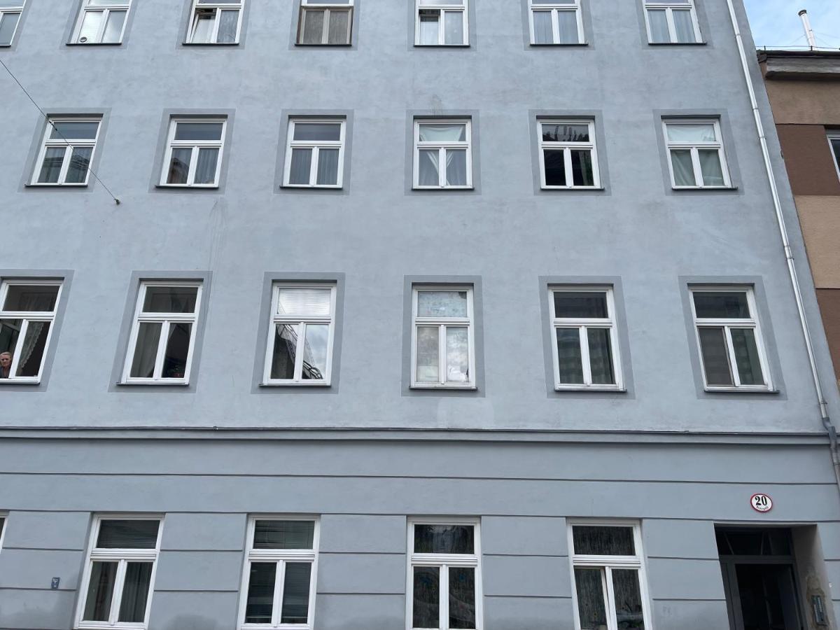 Peaceful Apartment For 4 Відень Екстер'єр фото