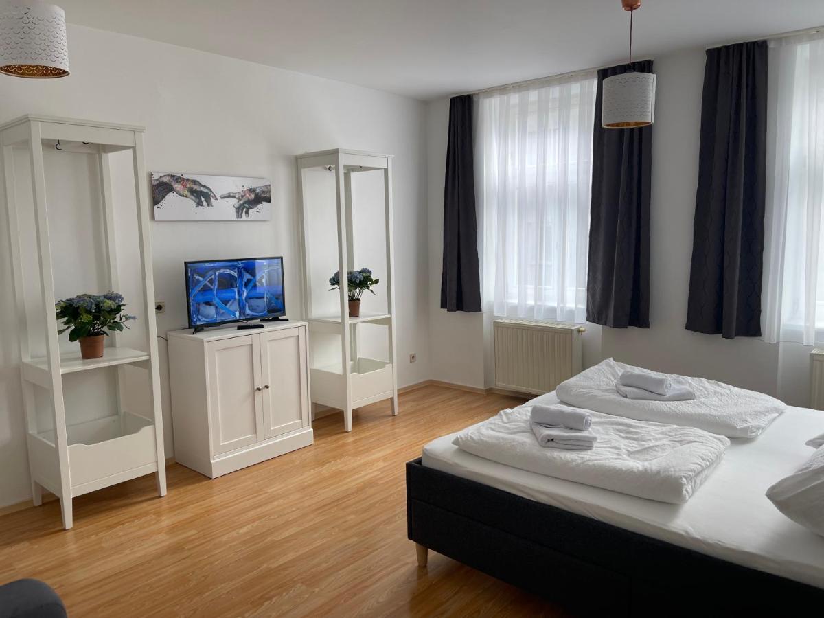 Peaceful Apartment For 4 Відень Екстер'єр фото